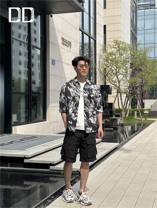 DD男装 · 衬衫是态度,T恤是自由,男人的夏天只需要这两件